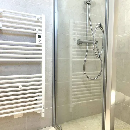 Spacieuse Avec Piscine Privative A * Bormes-les-Mimosas