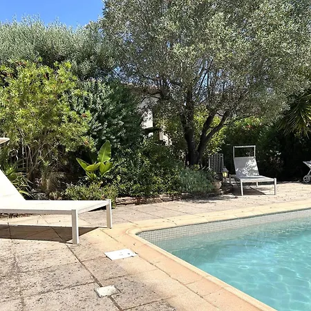 Spacieuse Avec Piscine Privative A Σπίτι διακοπών